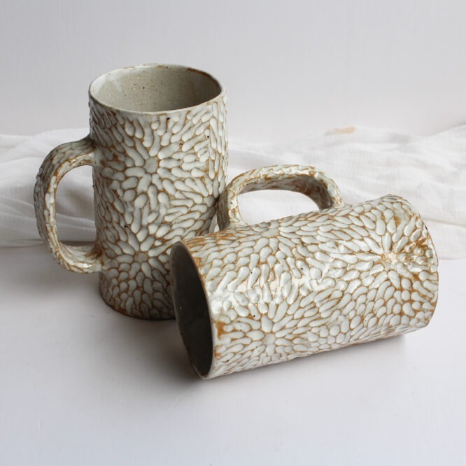 Creamy Carved Beer Mug- 400ml