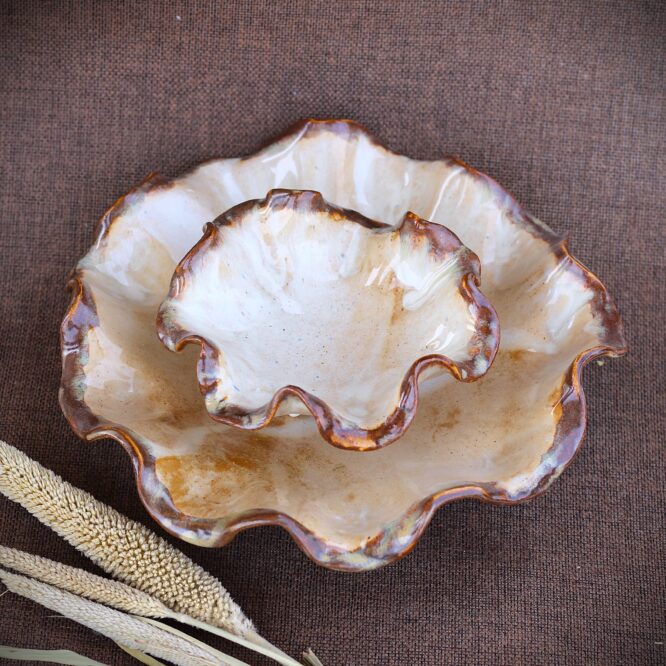 Rustic Swirl Bowl- with Legs - Image 10