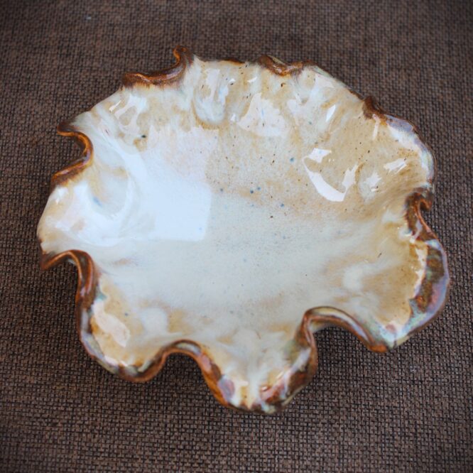 Rustic Swirl Bowl- with Legs - Image 12